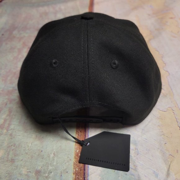RYU Respect Your Universe Black w/White Logo Snapback Ball Cap MSRP $37 - Picture 5 of 6